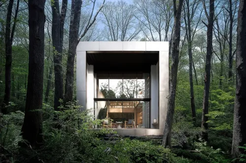 NOT A HOTEL 推出「POD」预制智能家居