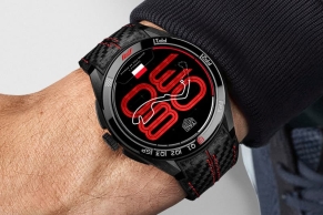 TAG Heuer Connected Calibre E5 Formula 1 Edition：Grand Prix 赛季终极智能战友