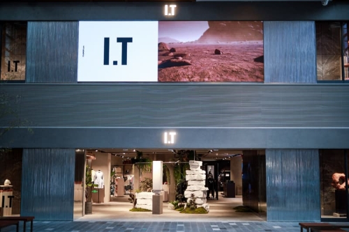 3.0 模式开启,I.T 上海新天地旗舰店重装上线