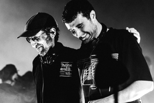 Fred again.. 推出疯狂巨作：108 小时不间断「USB002」巡演混音