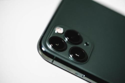 抢先拆解 iPhone 11 Pro Max 一窥其内部配置