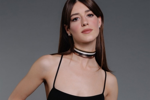 Boucheron 正式宣布 Daisy Edgar-Jones 出任全球品牌大使