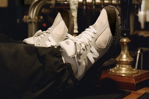 The Basement × New Balance 2002R「Stone Grey」全新联名鞋款发布