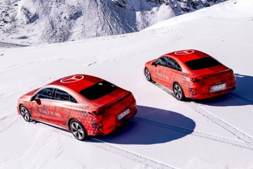 Mercedes-Benz 宣布多项重大产品企划：入门级 G-Class、全新 CLA 车型与 V8 引擎