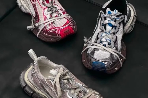 Balenciaga 2023 春夏运动鞋款 3XL Trainers 更多配色公开