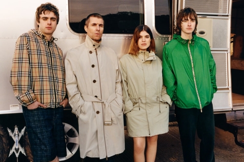 Burberry 携手 Liam Gallagher、Goldie 等巨星演绎「Burberry 盛夏乐章」广告大片