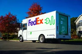 FedEx 联邦快递斥资 3 亿美元向 Harbinger 订购 2000 辆电动卡车