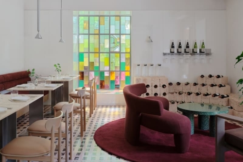 NAAW Studio 操刀 Six Coffee + Wine，写下阿拉木图由晨至夜的城市节奏