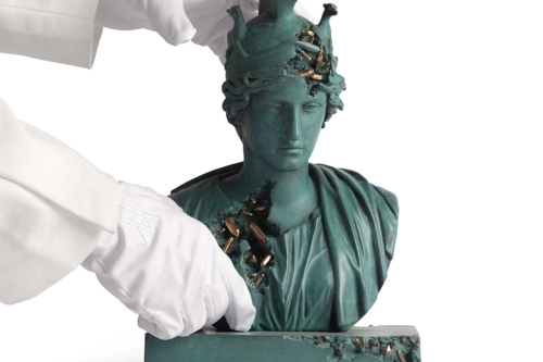Daniel Arsham 全新限量雕塑《BRONZE ERODED ROME DEIFIED》正式登场