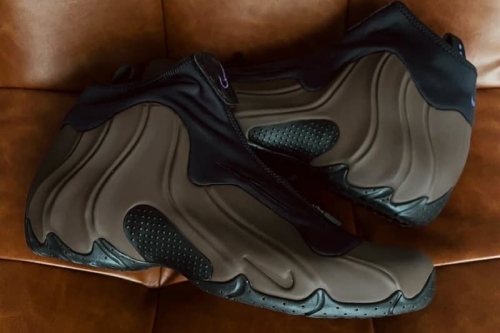 Nike Air Flightposite 最新配色「Baroque Brown」鞋款率先曝光