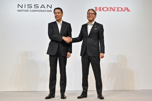 日系车厂联合，本田 Honda 与日产 Nissan 宣布启动合并谈判