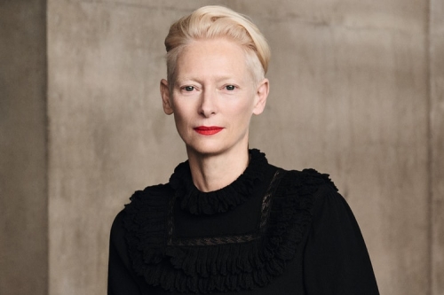 CHANEL 品牌艺术暨文化大使 Tilda Swinton 即将登陆台湾省表演