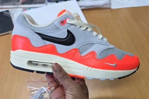 率先睇:Patta × Nike Air Max 1 ’87「Waves」联名鞋款套装