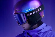 Oakley 虹彩 AURA 系列亮相