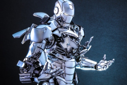 Hot Toys 最新 Iron Man Mark II（2.0）全新合金版本登场