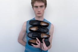 Jil Sander 推出极简「Hood」鞋款