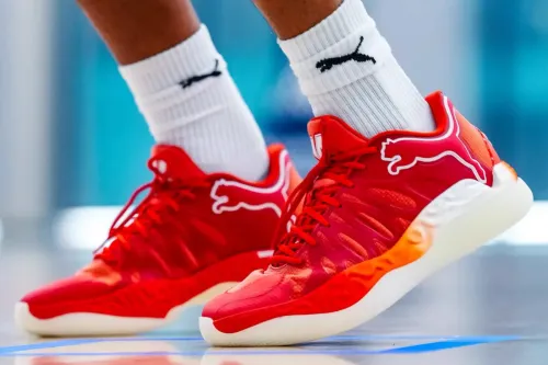 Tyrese Haliburton 穿上 PUMA Hali 1「Troy Bolton」PE，致敬《High School Musical》