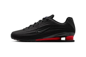Nike 推出全新鞋款 Shox Z，极简轮廓重塑经典「弹簧」