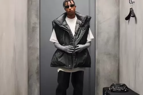 Balenciaga 正式发布 2023 早秋系列型录 Lookbook
