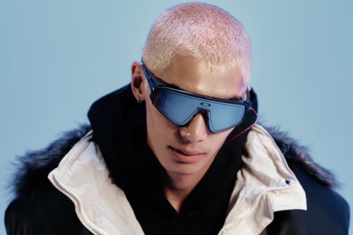 Bodega 携手 Oakley 推出全新联名墨镜