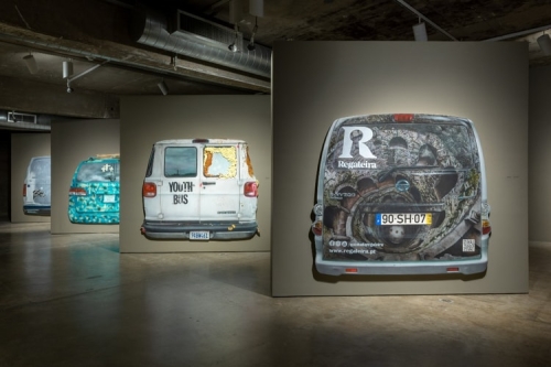 Mario Ayala 于 CAM Houston 推出真车尺寸货车「肖像」展览