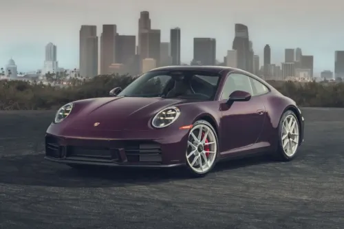 保时捷 Porsche 为 2027 年 911 Carrera S 重推手动变速箱