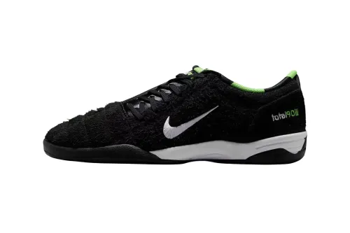 Nike Total 90 III「Black/Volt」麂皮重装回归 2026 夏季黑魂萤光新配色鞋款曝光