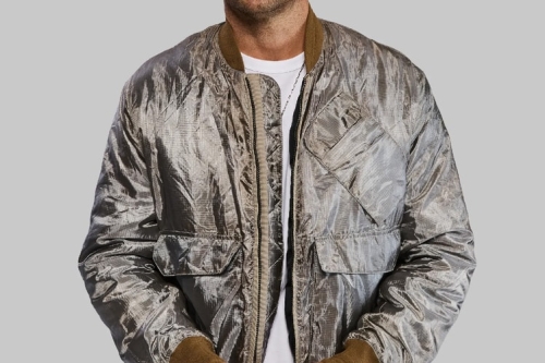 Vollebak 打造 NASA 科技全新电磁屏蔽 MA-1 飞行夹克