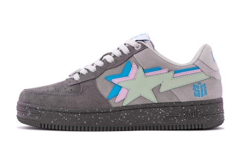 BAPE® 携手 SNEAKER NEWS 打造联名 BAPE STA™ 鞋款