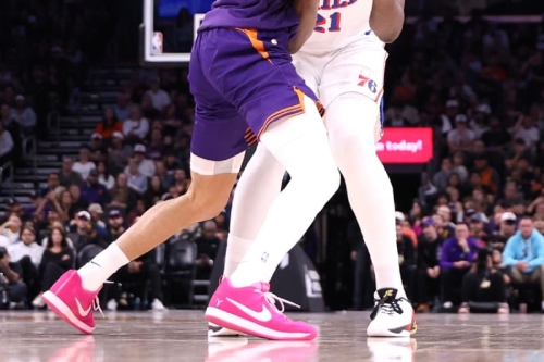 Devin Booker 揭示 Nike Book 2「Kay Yow」PE 鞋款