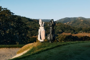 HONMA GOLF 与 MALBON 携手推出高尔夫球杆与配件系列