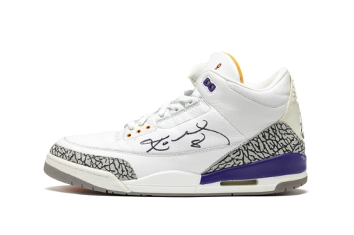 Kobe Bryant 传奇实战着用 Air Jordan 3 PE 鞋款破纪录现身拍卖市场