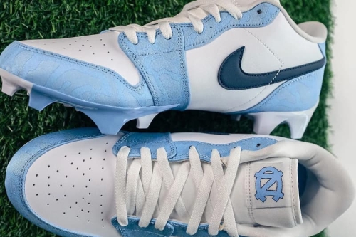 Jordan Brand 与 UNC 再度联手打造 Air Jordan 1、Air Jordan 4 球员独占系列鞋款