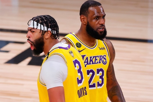 NBA 总冠军赛-LeBron James 与 Anthony Davis 率湖人队大比分差距击退热火