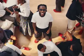 Burna Boy 与 On 推出首个联乘波鞋系列