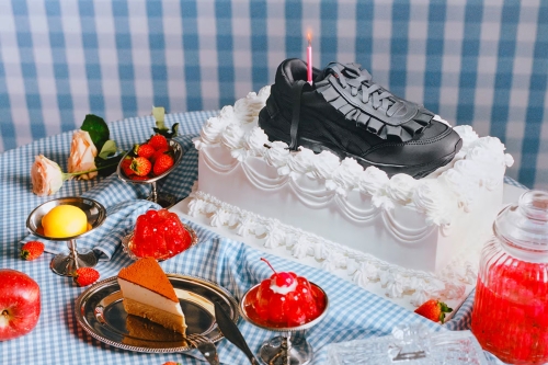 率先近赏 SHUSHU/TONG × ASICS 全新联名鞋款