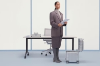 RIMOWA 与瑞士家具品牌 Vitra 推出联名行动椅