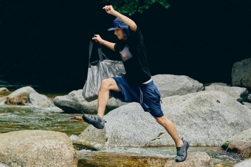 meanswhile 释出全新 2025 春夏造型特辑 Lookbook