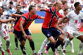 Jude Bellingham 梅开二度,英格兰淘汰挪威跻身 FIFA 世界杯 4 强
