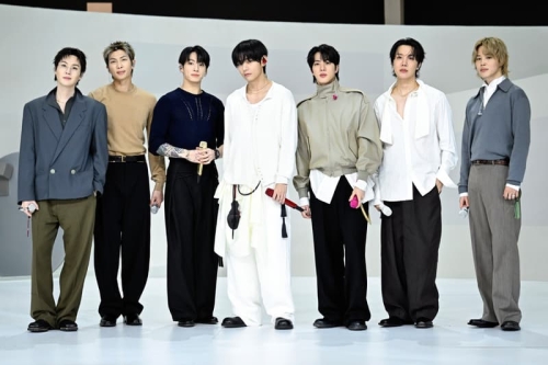 BTS 回归 F&B 食品界，携手 ARIH 将首尔街头美食玩转成大胆西式风味