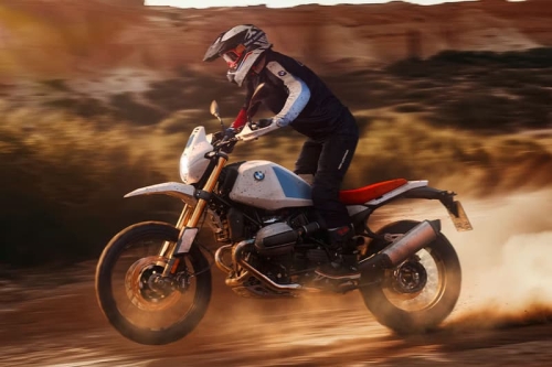BMW Motorrad 正式推出全新复古耐力赛车型 R 12 G/S