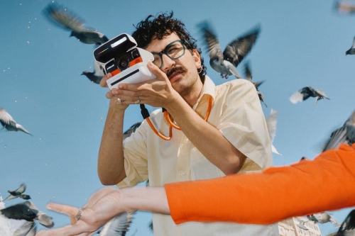 宝丽来 Polaroid 发布全新型号即影即有相机 Polaroid Flip