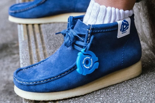 atmos、Clarks 联乘 Manhattan Records：将黑胶文化注入 Wallabee Boot