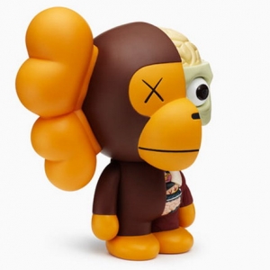 Kaws × A Bathing Ape “Kaws Milo” Toy 细节 贩售时间曝光