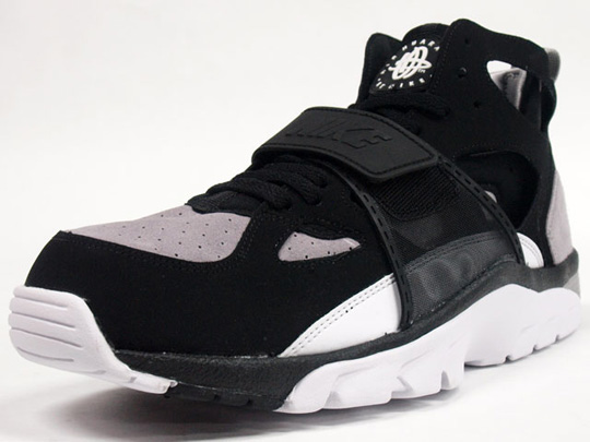 Nike Air Trainer Huarache Black/Grey/White 鞋款