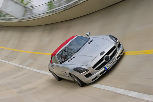 梅赛德斯·奔驰Mercedes-Benz SLS AMG Roadster 软顶敞篷车款