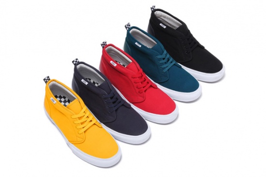 Supreme × Vans 2011春/夏 联名Chukka鞋款