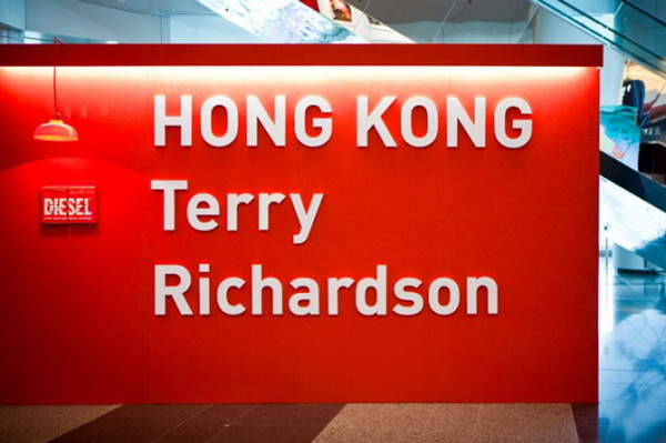 Art Hong Kong 2011 – HONG KONG Terry Richardson 展览消息