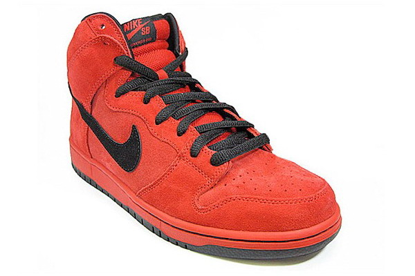 Nike Dunk High SB "紅魔鬼" 新配色