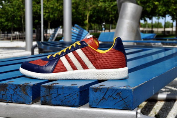 adidas Originals 2011夏季 Resplit Lo II鞋款